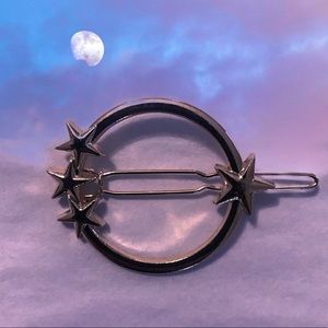 3/$10 Gold circle hair pin with stars